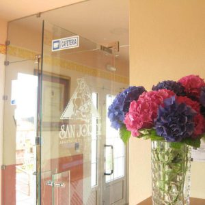 Recepción con florero