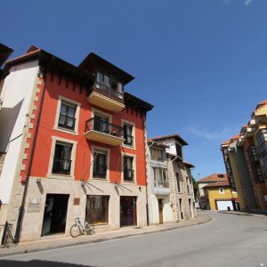 fachada principal apartamentos